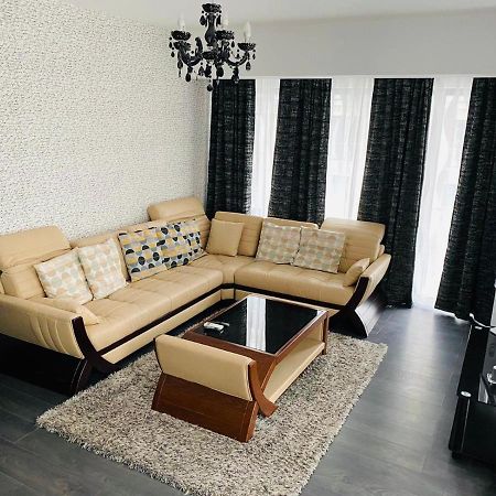 Apartament Mamaia Nord Desilva Lägenhet Exteriör bild