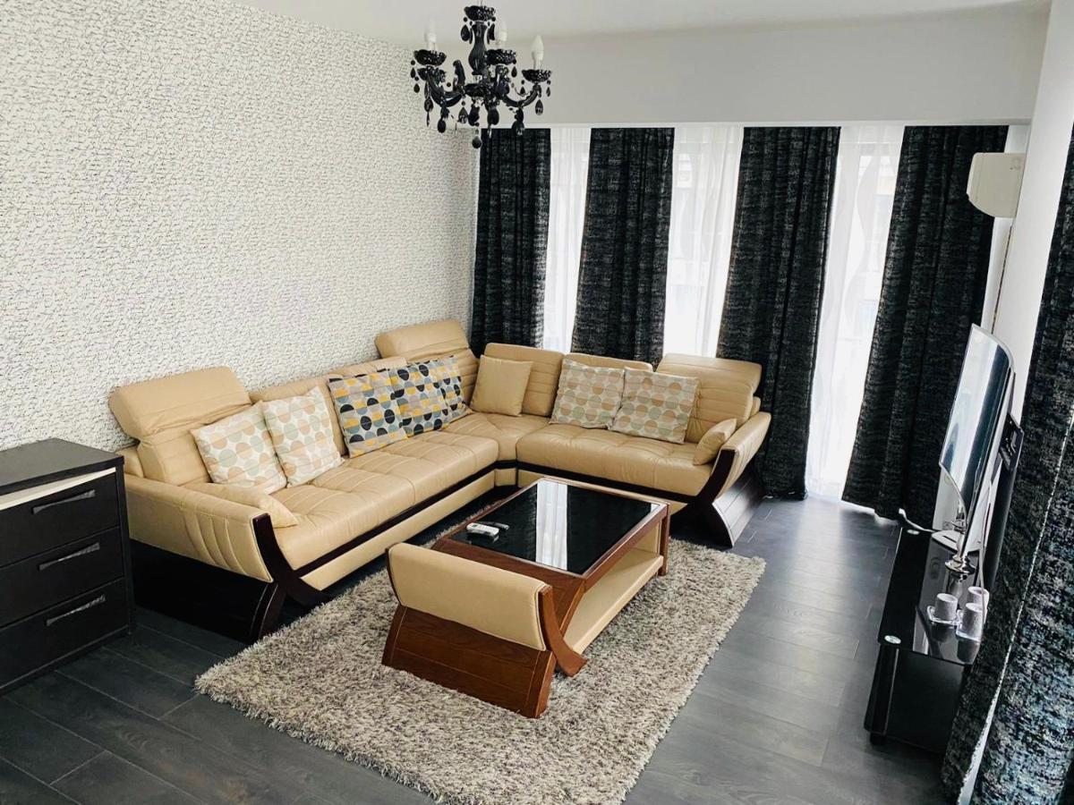 Apartament Mamaia Nord Desilva Lägenhet Exteriör bild