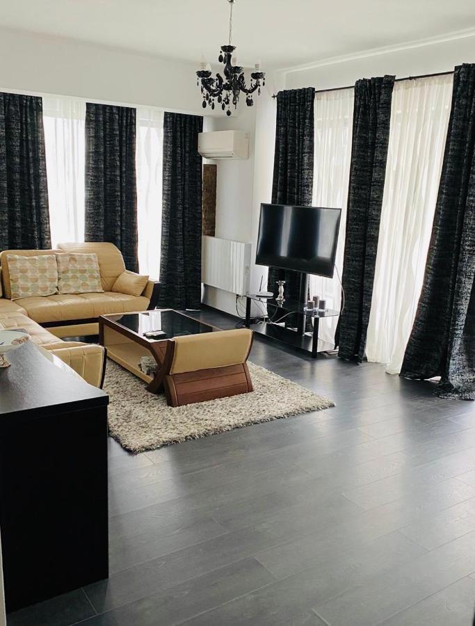 Apartament Mamaia Nord Desilva Lägenhet Exteriör bild