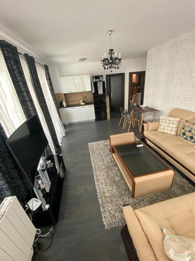 Apartament Mamaia Nord Desilva Lägenhet Exteriör bild