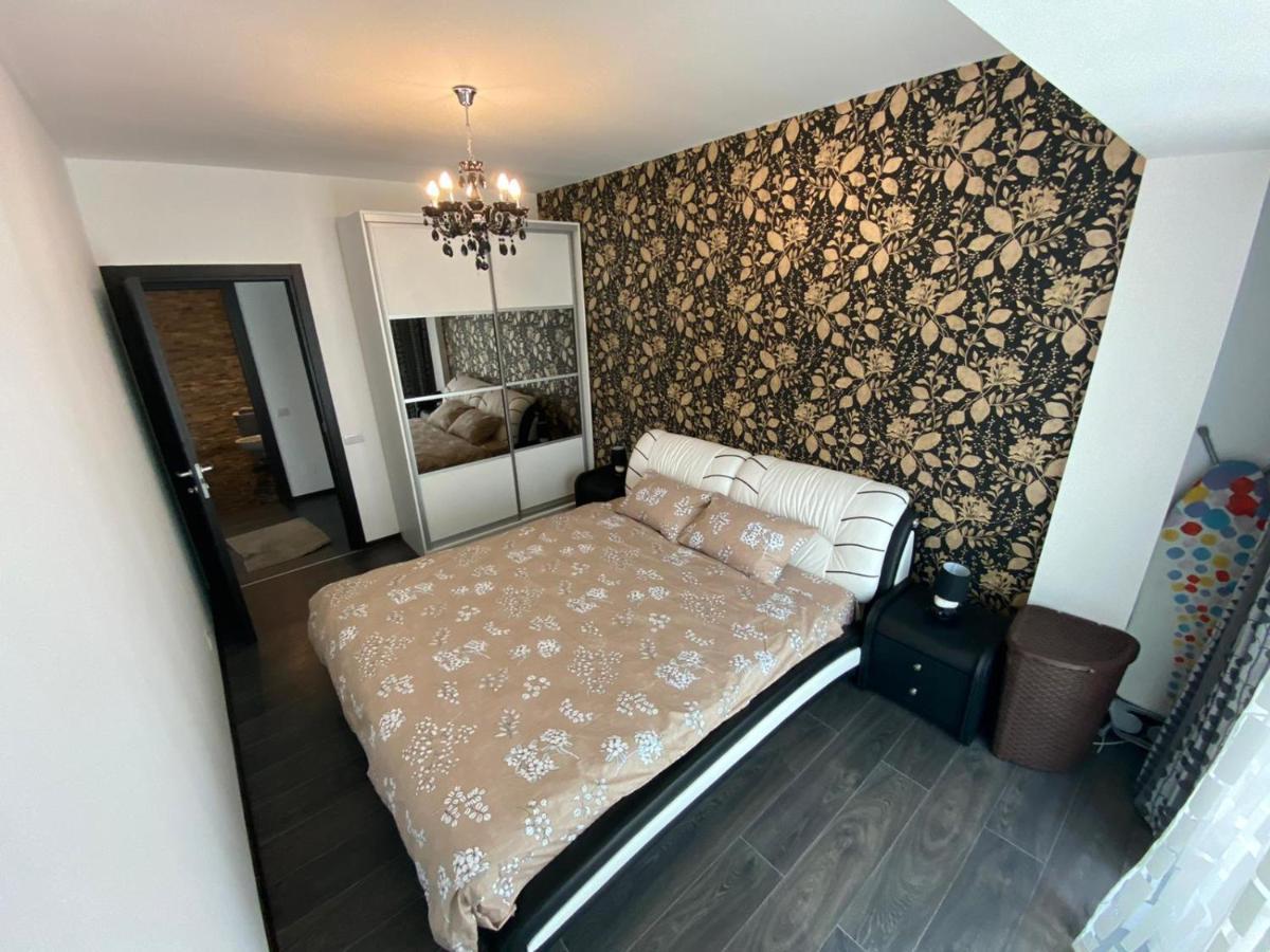 Apartament Mamaia Nord Desilva Lägenhet Exteriör bild